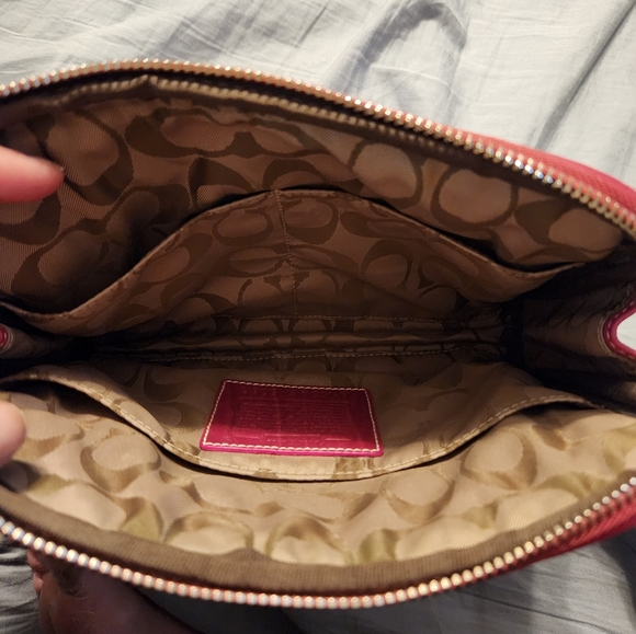 COACH case pink excellent condition - Picture 4 of 7